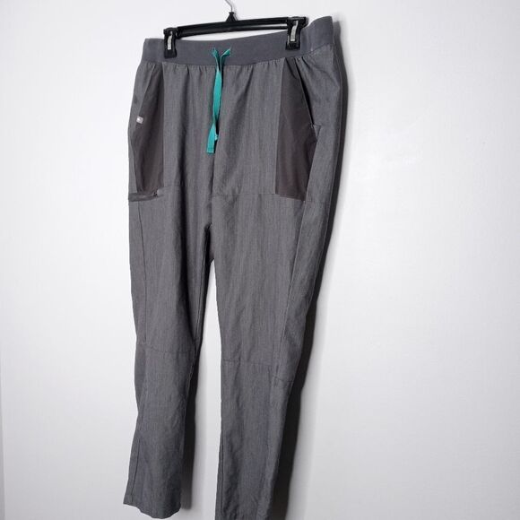 Figs scrub pants size medium - Picture 3 of 8